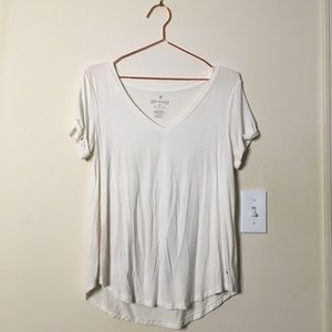 American Eagle Outfitters Soft & Sexy Tee: Small